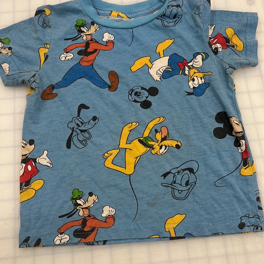 Mickey and friends T shirt size 3 toddler